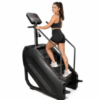 Appareil Commercial de Cardio-training à Faible Impact avec 15 Vitesses Réglables, Affichage LED, Simulateur d'Escalade Électrique en Acier