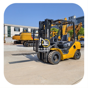 ¡Gran oferta! Montacargas diésel Komatsu FD30 usado de 3 toneladas, directo de fábrica, con motor de alta eficiencia para manejo de materiales, Japón. - Product Image 1