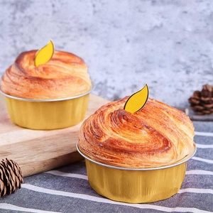 ถ้วยเค้กฟอยล์ทรงกลมพร้อมฝาพลาสติกภาชนะสำหรับอบอลูมิเนียมสีทองขนาดเล็กแบบใช้แล้วทิ้ง - Product Image 2