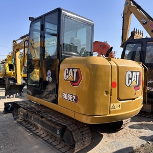 Excavatrice CAT307.5 d'occasion 2022, 6 tonnes, 1200 heures, moteur d'origine 43 kW, châssis propre, certifiée CE, excellent état - Product Image 2