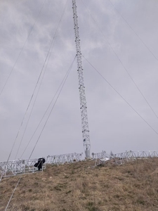 Mạ kẽm guyed thông tin liên lạc tháp thép Viễn Thông mast 60M 70M 80M <span class=keywords><strong>90M</strong></span> lưới tín hiệu tháp Viễn Thông tháp - Product Image 5