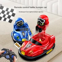 Ensemble de combat de voitures tamponneuses RC 2,4 GHz, 2 télécommandes 4 canaux, jouet de course à éjection et collision, rechargeable par câble USB, drift électrique