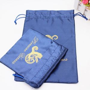 Pochettes en satin de luxe personnalisées avec cordon de serrage et logo imprimé pour le rangement des perruques et les cadeaux de soins capillaires - Product Image 6