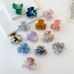 Horquilla Rectangular de acetato de estilo coreano, bonito clip de garra pequeño <span class=keywords><strong>con</strong></span> diamantes de imitación para flequillo lateral de niñas - Product Image 1