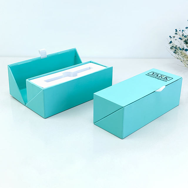 สีน้ำเงิน