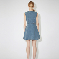Robe Courte en Jean Premium pour Femme, Sans Manches, Col Rond, Coupe Droite, Respirante, Boutonnée sur le Devant, Idéale pour l'Été