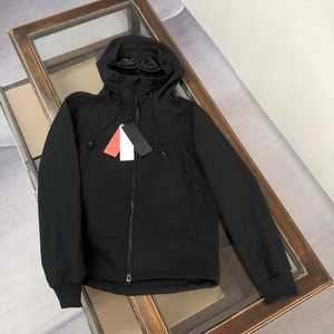 Nouvelle veste de sport 2026 tendance pour homme, coupe ample, à capuche, imperméable et coupe-vent, avec protection oculaire, idéale pour l'extérieur. - Product Image 2
