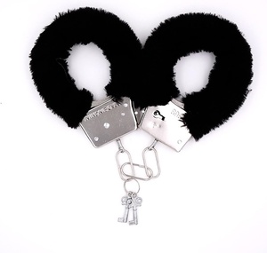 Menottes en métal SM, attaches épaisses pour jeux BDSM pour adultes - Ensemble de bondage sexy, jouets d'entraînement pour couples - Product Image 2