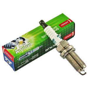 Bujías de Alta Eficiencia con Diseño de Electrodo de Precisión, Piezas de Motor para Automóviles, Rendimiento de Encendido Optimizado, Ahorro de Combustible - Product Image 4