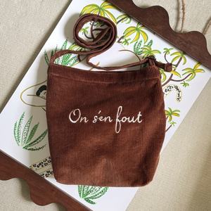 Bolso Cruzado de Mujer, Suave y Duradero, Bolso de Hombro de Pana de Alta Calidad, Etiqueta de Tela Personalizada con Logotipo, Bolso de Compras para Mujer - Product Image 6