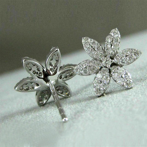 Orecchini con Fiore a Fiocco di Neve in Stile Coreano, Semplici e Versatili, Gioielli da Donna - Product Image 5