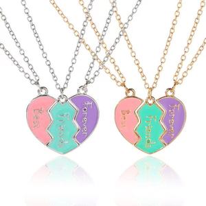 Oferta Especial: Juego <span class=keywords><strong>de</strong></span> 3 Collares <span class=keywords><strong>de</strong></span> Mejores Amigas con Colgante Magnético <span class=keywords><strong>de</strong></span> Corazón, Chapado en Plata, Aleación, Joyería Linda <span class=keywords><strong>de</strong></span> Amistad <span class=keywords><strong>para</strong></span> Mujer - Product Image 1
