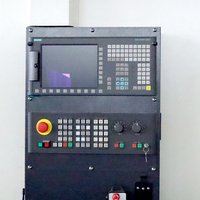 Centre d'usinage CNC Vmc1060 Fraiseuse CNC 3 axes 4 axes 5 axes Centre d'usinage vertical CNC