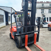 Forklift Toyota 3 Ton Bekas, Asal Jepang, Tiang Tiga Tingkat 6m, Tinggi Angkat 6m, Forklift Toyota 3 Ton Original Dijual