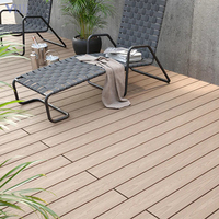 Plancher en WPC anti-termites, résistant aux chutes d'oiseaux, écologique, ignifuge, imperméable, brossé, à emboîtement, triple couche, double verrouillage