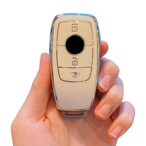 Nuova moda per auto portachiavi smart control 4 pulsante Mercedes Benz TPU per auto portachiavi custodia chiave per Mercedes - Product Image 1