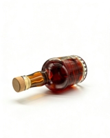 Vente en gros de bouteilles à whisky rondes transparentes de 700 ml et 750 ml avec bouchon en bois, bouteilles à spiritueux classiques de qualité supérieure