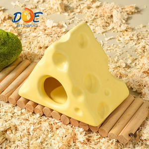 Doe Pet di lusso estate <span class=keywords><strong>Cool</strong></span> criceto gabbia nuovi accessori in acciaio per animali domestici con triangolo in ceramica scatola di formaggio - Product Image 1