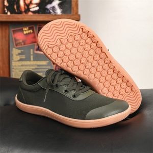 Scarpe Estive Unisex con Lacci e Punta Larga, Traspiranti in Mesh, per Piedi Larghi e Voluminosi, Taglie 40-48 - Product Image 1