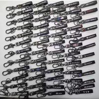 Porte-clés de voiture en alliage léger, résistant aux rayures, durable, toutes marques, sur mesure selon votre design, cadeau promotionnel