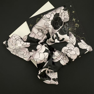 Marca de diseñador exquisita satén doble <span class=keywords><strong>C</strong></span> letra diadema, nueva cinta impresa Scrunchie Cola de Caballo diadema - Product Image 1