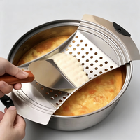 Outil à pâtes en forme d'éventail, presse à pâtes antirouille avec racloir à pâtisserie pour pâtes maison