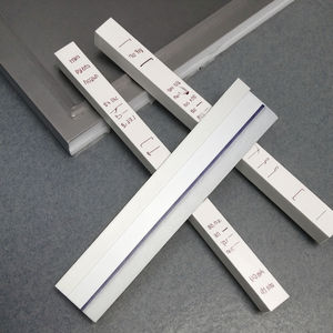 Kit de test rapide d'antigène de relaxine canine Bandelettes de test vétérinaire Classe II Garantie de 2 ans et durée de conservation pour l'<span class=keywords><strong>analyse</strong></span> de la santé canine - Product Image 1