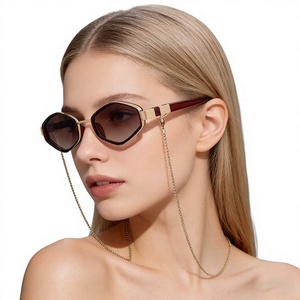 Gafas de Sol de Moda Estilo Europeo Americano 2026, Montura Completa Poligonal, Cadena para Mujer, UV400, Polarizadas, Modernas para Exteriores - Product Image 1