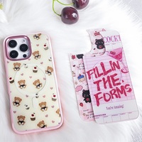 Coque de téléphone à panneau arrière magnétique remplaçable pour iphone 17 / 17pro/17promax/17air avec l'ours à gâteau aux cerises dorées