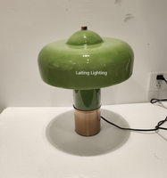 Lampe de table décorative vert clair moderne pour chambre à coucher, chevet, café, bureau, décoration intérieure