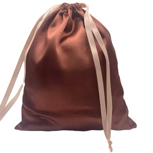 Sacs de voyage en satin beige haut de gamme pour lingerie, sacs de rangement, boîtes cadeaux cosmétiques, pochettes à cordon personnalisables avec logo - Product Image 1