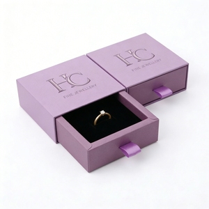 กล่องใส่แหวนแบรนด์เนมสุดหรู กล่องบรรจุภัณฑ์เครื่องประดับแบบลิ้นชักสั่งทำพิเศษ พร้อมช่องใส่แหวนแบบกำมะหยี่ พิมพ์โลโก้แบบ Spot UV ราคาขายส่งจากโรงงาน - Product Image 2