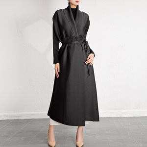 Thời trang Hàn Quốc xếp li <span class=keywords><strong>trench</strong></span> coat cho Trung Đông Phụ nữ mù<span class=keywords><strong>a</strong></span> hè mỏng thoáng khí thân thiện với môi dài lỏng kích thước lớn Áo - Product Image 1