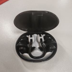 Nouveaux bouchons d'oreille <span class=keywords><strong>de</strong></span> couleur Mutil <span class=keywords><strong>de</strong></span> haute qualité bouchons d'oreille étanches et pince-nez <span class=keywords><strong>de</strong></span> luxe <span class=keywords><strong>pour</strong></span> adultes et jeunes Combo avec étui en PP dort <span class=keywords><strong>pour</strong></span> nager - Product Image 2