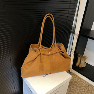 Sacs à bandoulière décontractés en daim vintage grande capacité pour femmes, sacs fourre-tout tendance pour femmes, sacs à main en gros pour jeunes femmes - Product Image 5