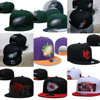 Casquette unisexe style streetwear à visière plate réglable en PVC avec broderie de lettres. Contactez-nous pour obtenir le catalogue complet et plus de modèles
