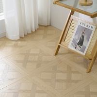 Stratifié de parquet vintage français | Plancher en bois crème d'art | Motif de Versailles
