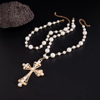 Collier ras du cou élégant en fausses perles pour hommes et femmes, nouveau collier pendentif croix de Jésus gothique, bijoux de fête pour homme
