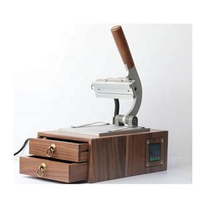 العتيقة تقليد الساخن الصحافة الجلود شعار آلة الطوابع للبلاستيك ورقة - Product Image 2