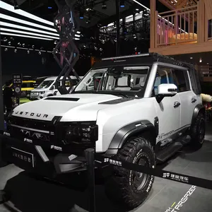 Jetour Traveller 2024EU市場向けSUV COCEEC認定左ステアリングカー奇抜な車両ガソリン車ディフェンダー車使用