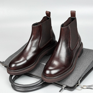 Mocasines de Hombre de Alta Calidad en Color Marrón, Hechos en Inglaterra con Cuero Lavado, Estilo Retro, con Cordones y Suela Goodyear, Impermeables - Product Image 5