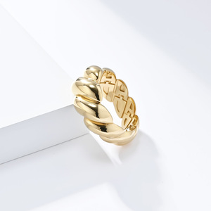 European American Style Titanium Steel <b>Ring</b> 18K Gold Plated Twisted Bread Design Luxury Women's <b>Ring</b> - Product Image 2