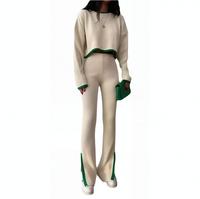 Ensemble coordonné en maille 100 % cachemire pour femme : haut côtelé à bordure contrastante et pantalon évasé à ourlet fendu – Tenue décontractée en maille pour femme