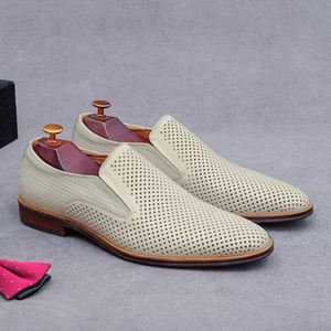 Chaussures décontractées rétro personnalisées pour hommes, chaussures habillées à bout pointu, sandales d'usine rehaussantes pour l'automne - Product Image 5