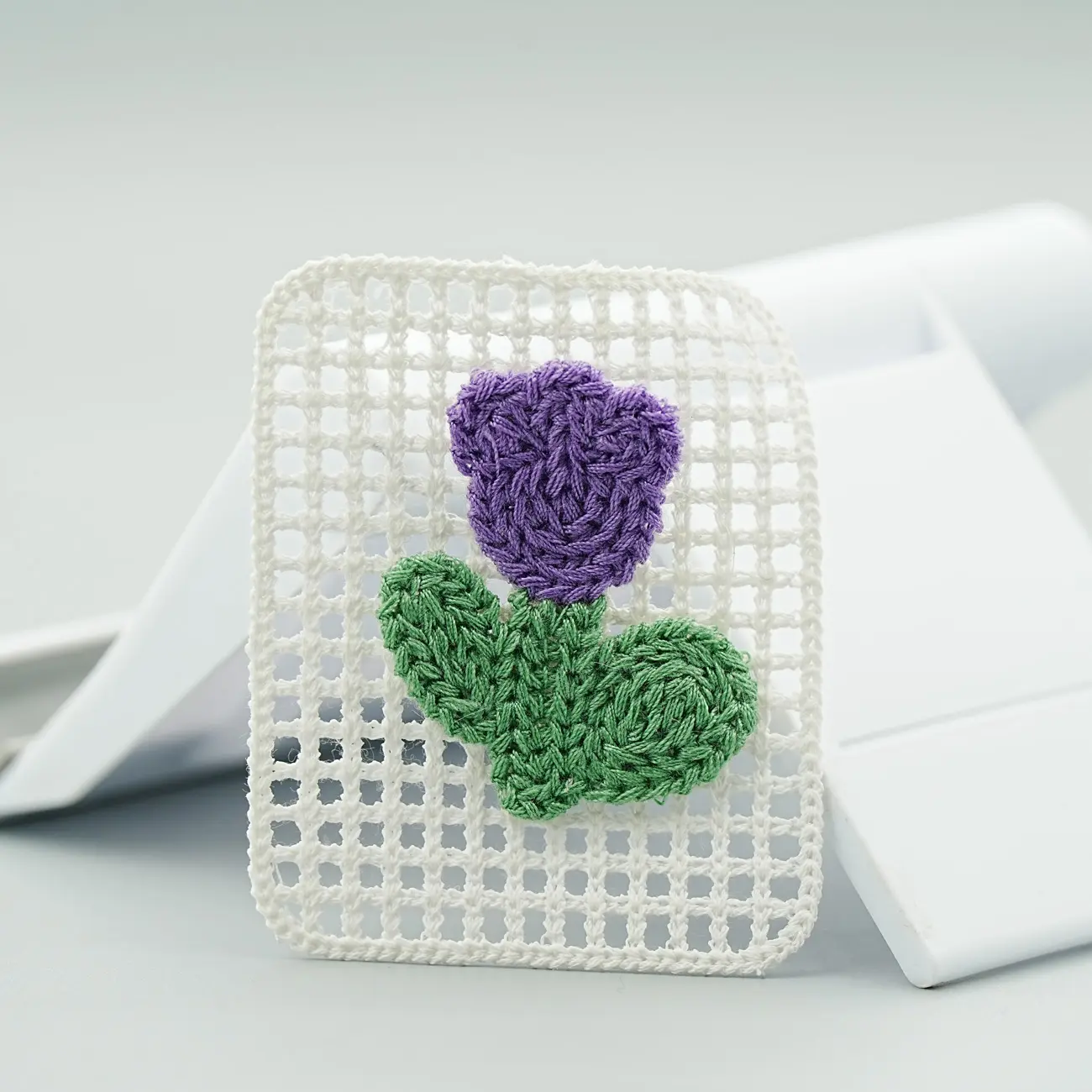 Toptan el yapımı çiçek 3D örgü yama çiçek aplike konfeksiyon dekor için