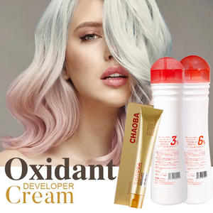 Q8 Crema Profesional con Peróxido, Revelador <span class=keywords><strong>de</strong></span> 10 Volúmenes, 33.8 Fl Oz para Decoloración y Coloración del Cabello, Tinte Tóner <span class=keywords><strong>de</strong></span> Alto Rendimiento para el Cabello - Product Image 4
