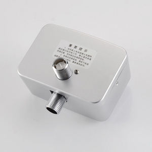 Nhà Máy Thiết Bị Vệ Sinh Nhà Vệ Sinh Tay Miễn Phí Cảm Biến Tự Động Xả Nước Tiểu Van - Product Image 5