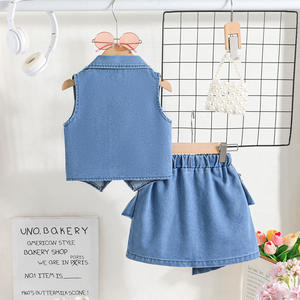 Nuovo Set 2 Pezzi in Denim per Ragazze 2026: Gilet con Volant e Gonna Corta Irregolare a Vita Alta - Outfit alla Moda - Product Image 3