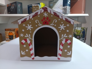 Стильный картонный домик-домик для кошек с гирляндами, уютный игровой домик для питомцев с плюшевым ковриком для кошек и мелких животных - Product Image 3