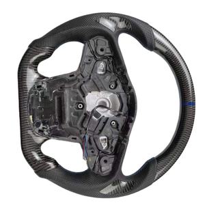 Volante Deportivo en Forma de D para <span class=keywords><strong>Ford</strong></span> Mustang, Acero al Carbono Rojo, Compatible con M5 X5 X6 X3 IS Serie 3 NX Serie 5 330i 320i - Product Image 3